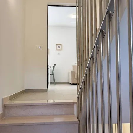La Dimora Del Borgo - La Torre Apartment *